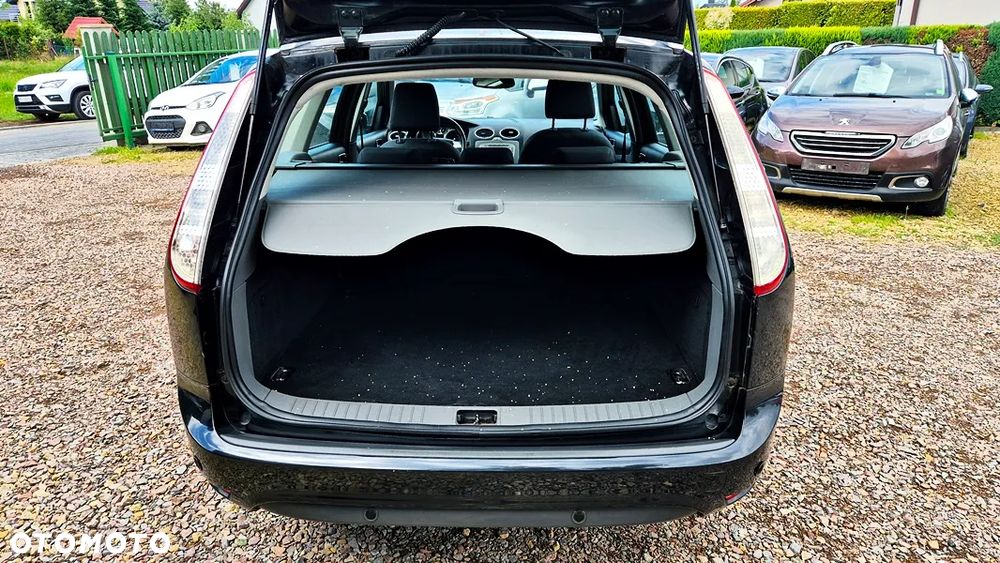 Ford Focus 1.8 Titanium - 34