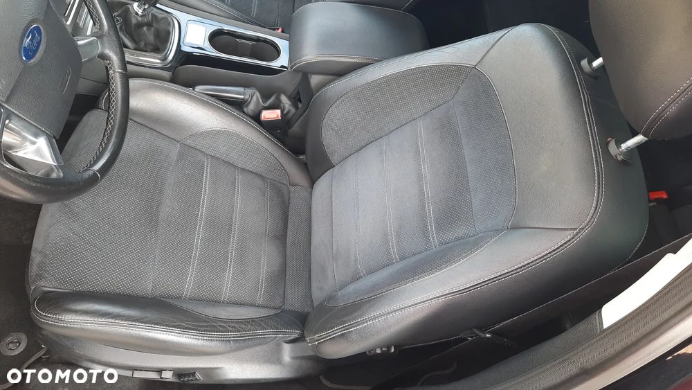 Ford Mondeo 2.5 Titanium S - 15