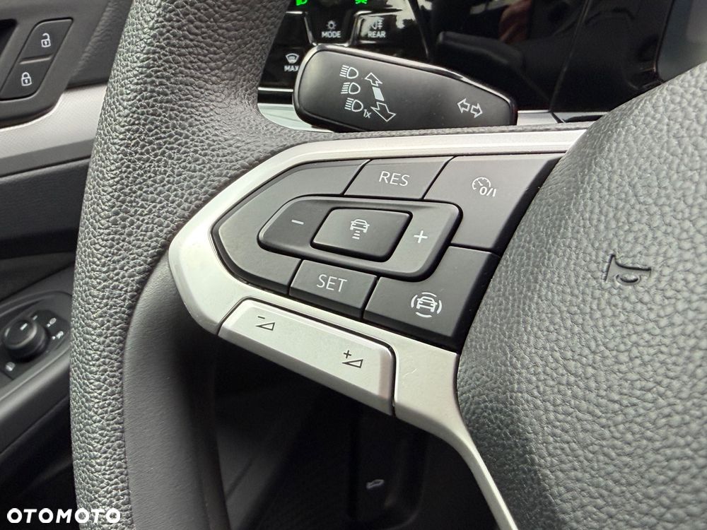 Volkswagen Golf 1.0 TSI - 19