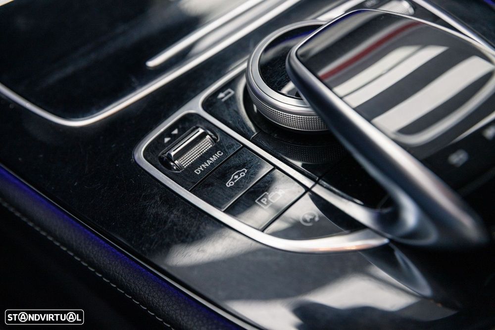 Mercedes-Benz E 220 d AMG Line - 41
