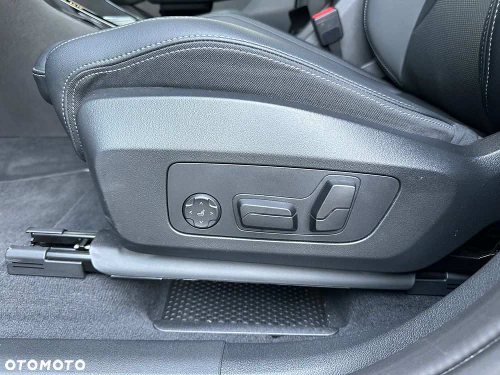BMW X1 sDrive18d M Sport - 12