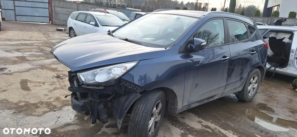 Hyundai IX35 mechanizm silnik wycieraczek przód - 2