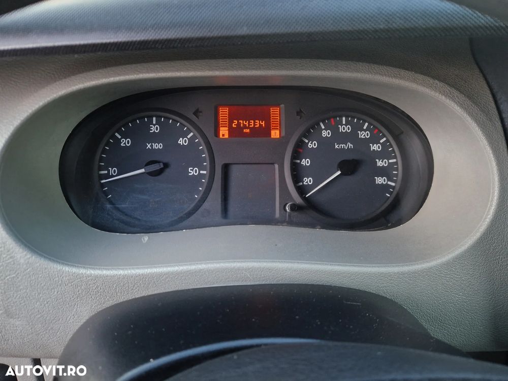 Renault Mascott - 10