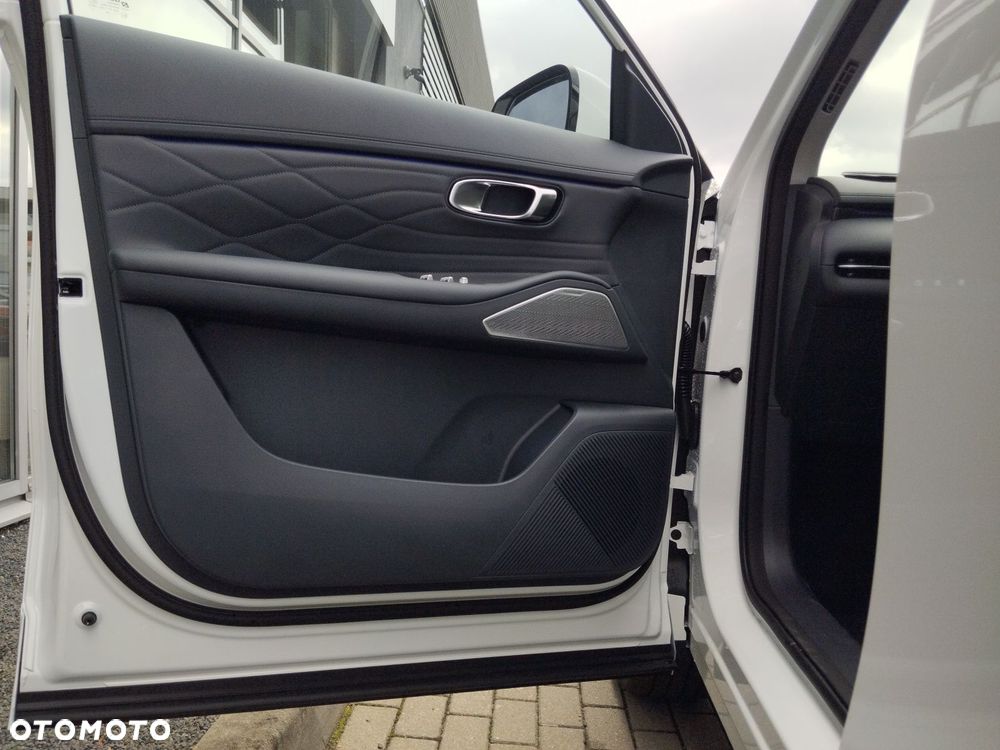 Geely Starray EM-i 1.5 PHEV Max DHT - 11