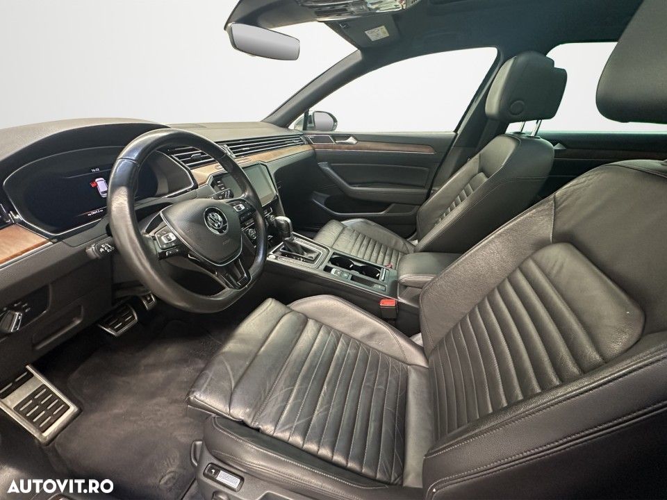 Volkswagen Passat - 10