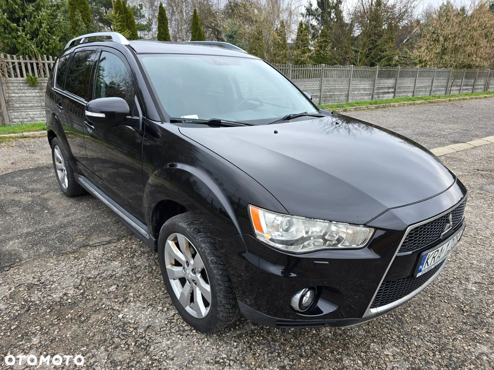 Mitsubishi Outlander 2.0 DID Intense + - 12