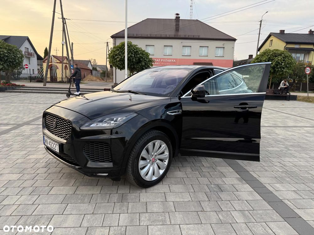 Jaguar E-Pace 2018 photo 5