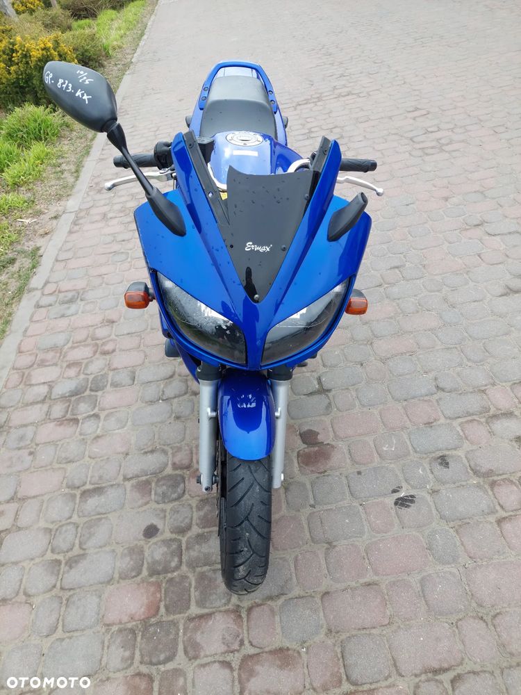 Yamaha FZ6 - 8