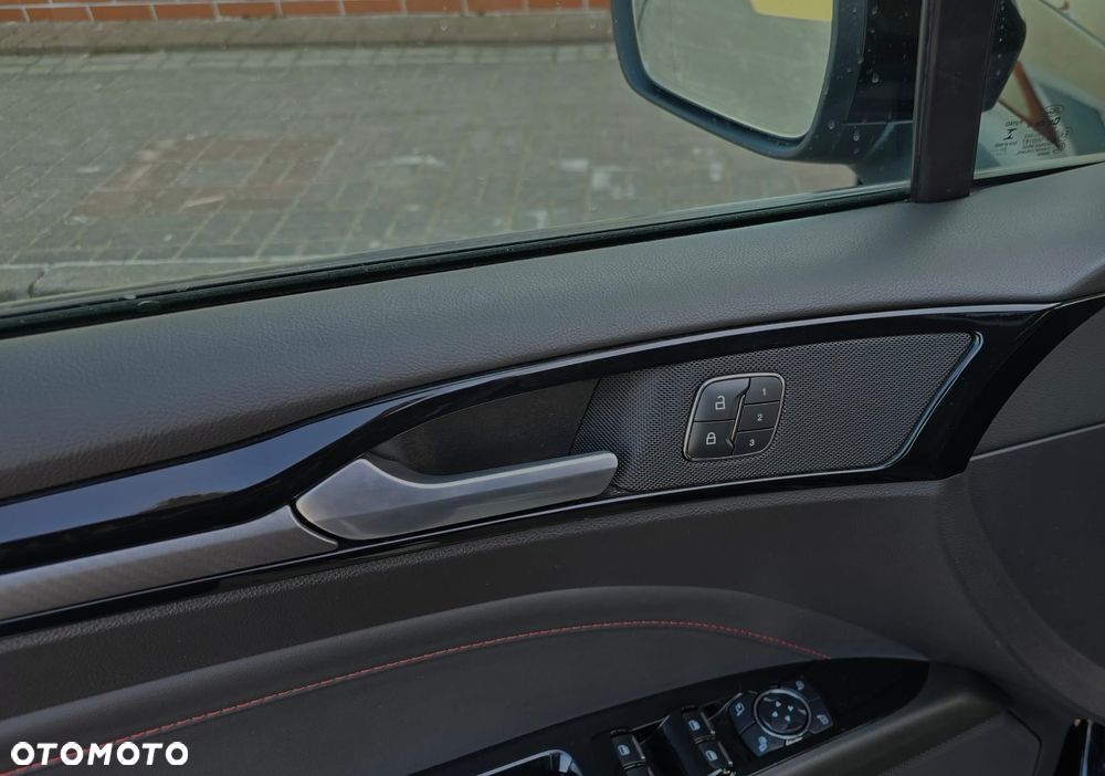 Ford Mondeo 2.0 EcoBlue ST-Line - 27
