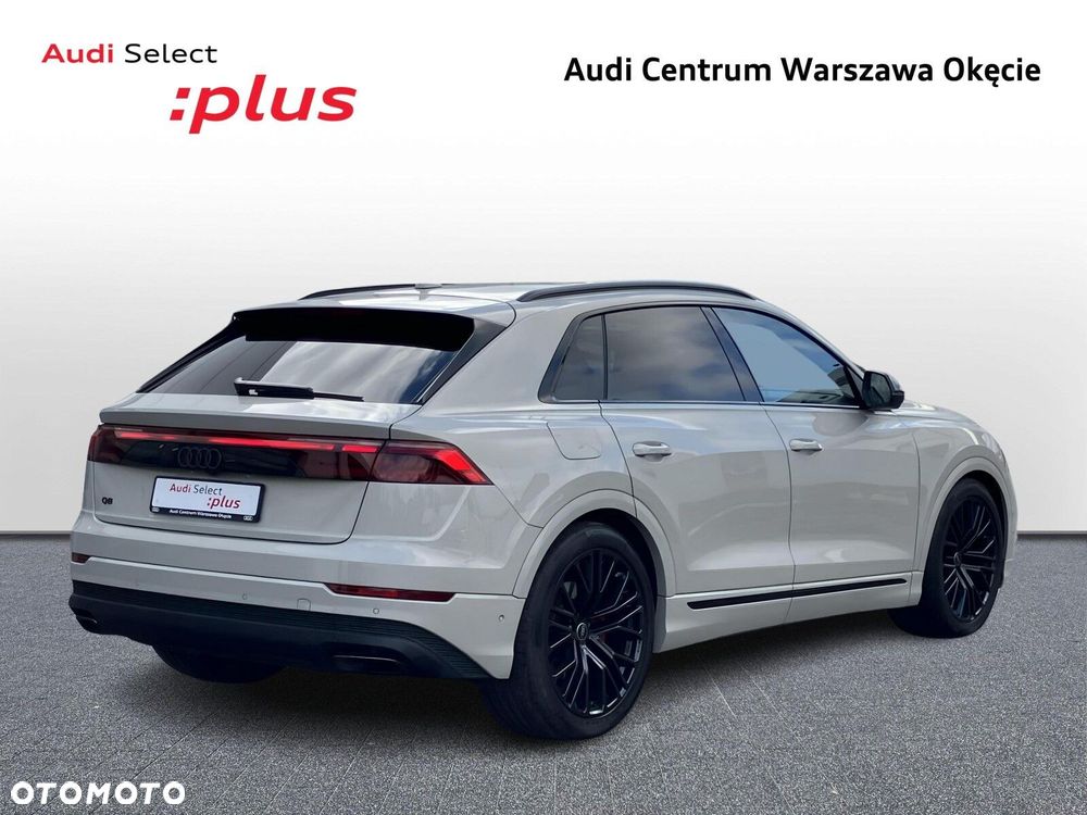 Audi Q8 - 8