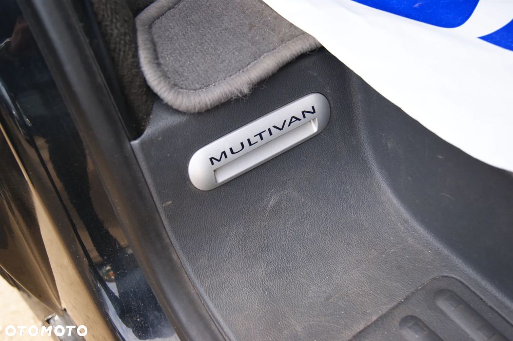 Volkswagen Multivan - 18