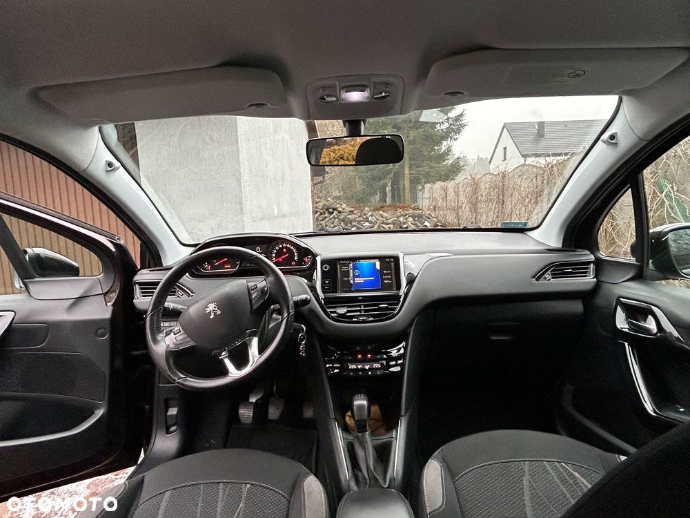 Peugeot 208 1.2 PureTech Active - 13