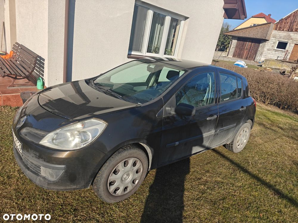 Renault Clio 1.4 16V Authentique - 2