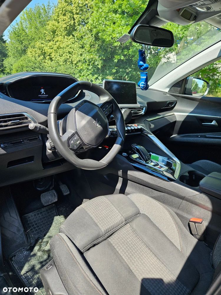 Peugeot 3008 1.2 PureTech Active Pack S&S EAT8 - 5