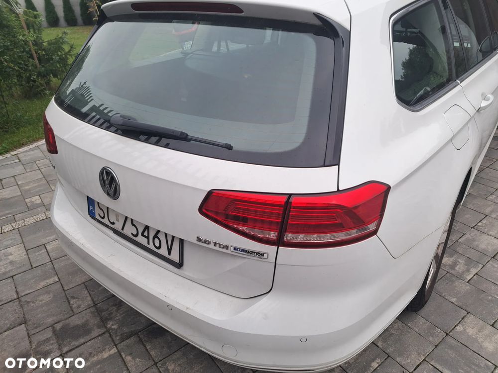 Volkswagen Passat 2.0 TDI BMT Comfortline - 9