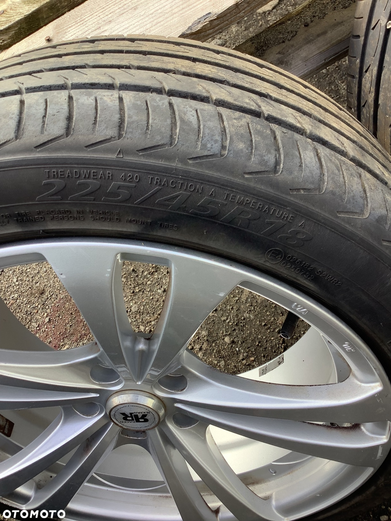 RENAULT LAGUNA III ALU FELGI Z OPONAMI 18” - 11