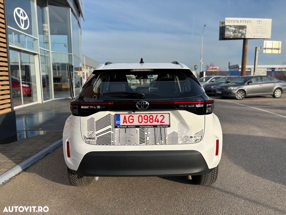 Toyota Yaris Cross 1.5 VVT-i HSD 4x2 Active - 8