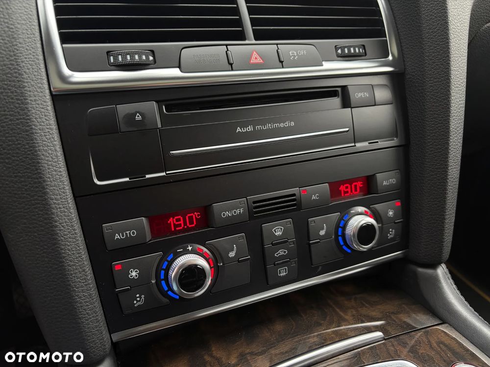 Audi Q7 3.0 TDI DPF clean quattro tiptronic - 27