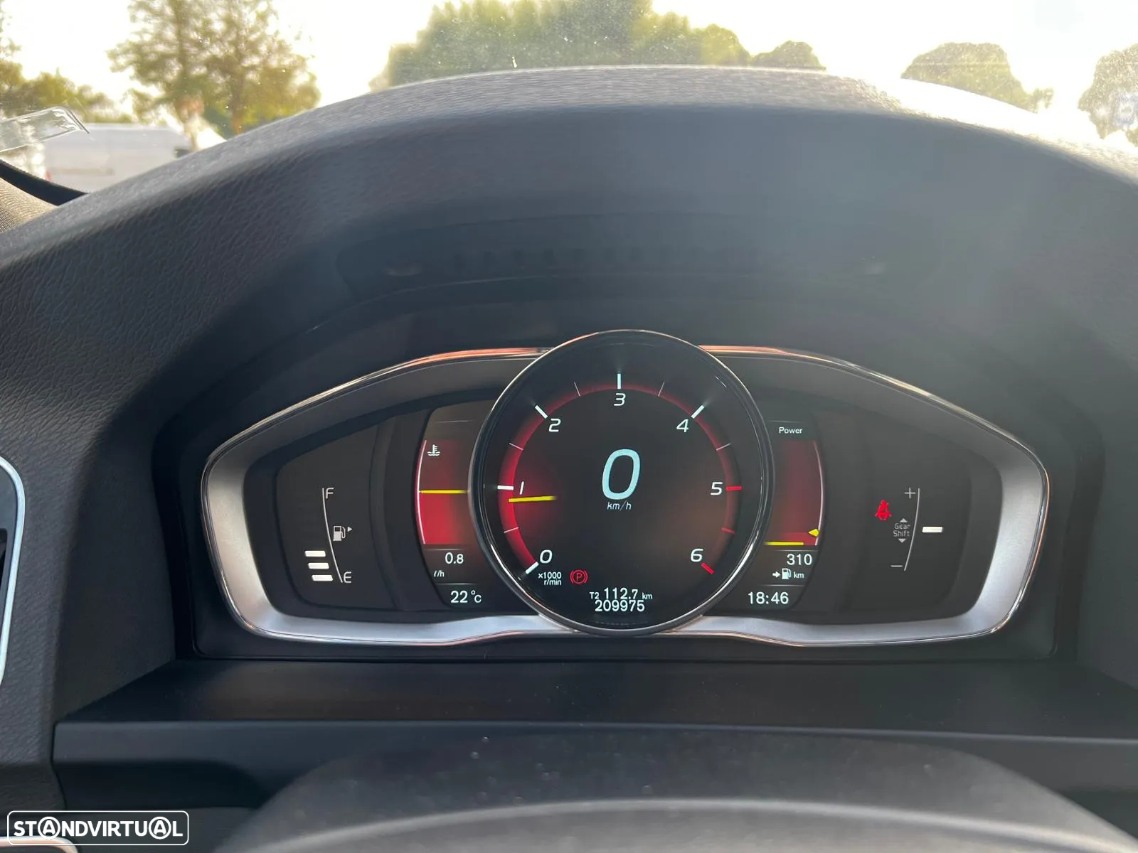 Volvo V60 1.6 D2 Drive R-Design Start/Stop - 8