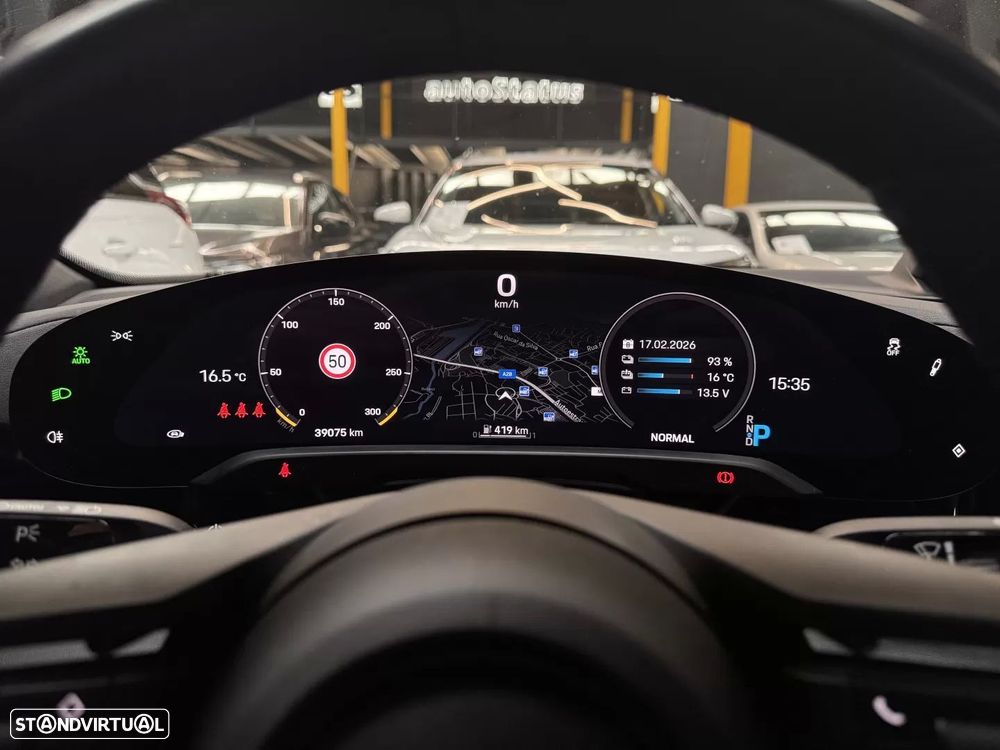 Porsche Taycan Bateria Performance Plus - 24