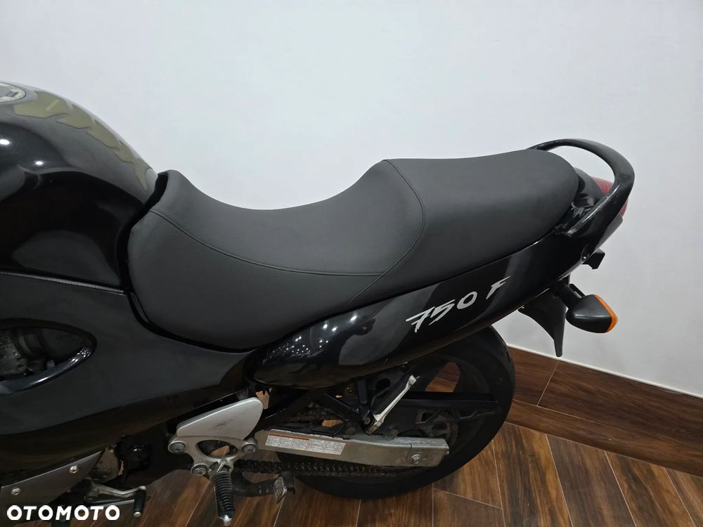 Suzuki GSX-F - Katana - 26