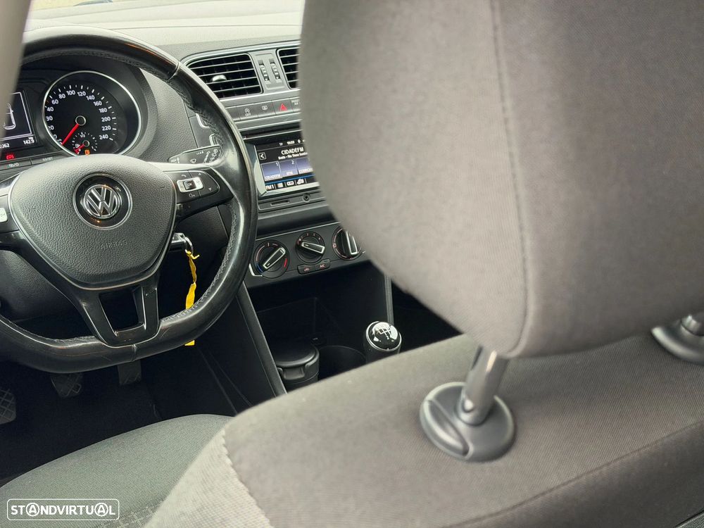 VW Polo 1.4 TDi Connect - 18