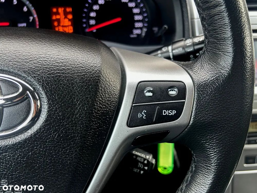 Toyota Avensis Touring Sports 1.8 Business Edition - 20