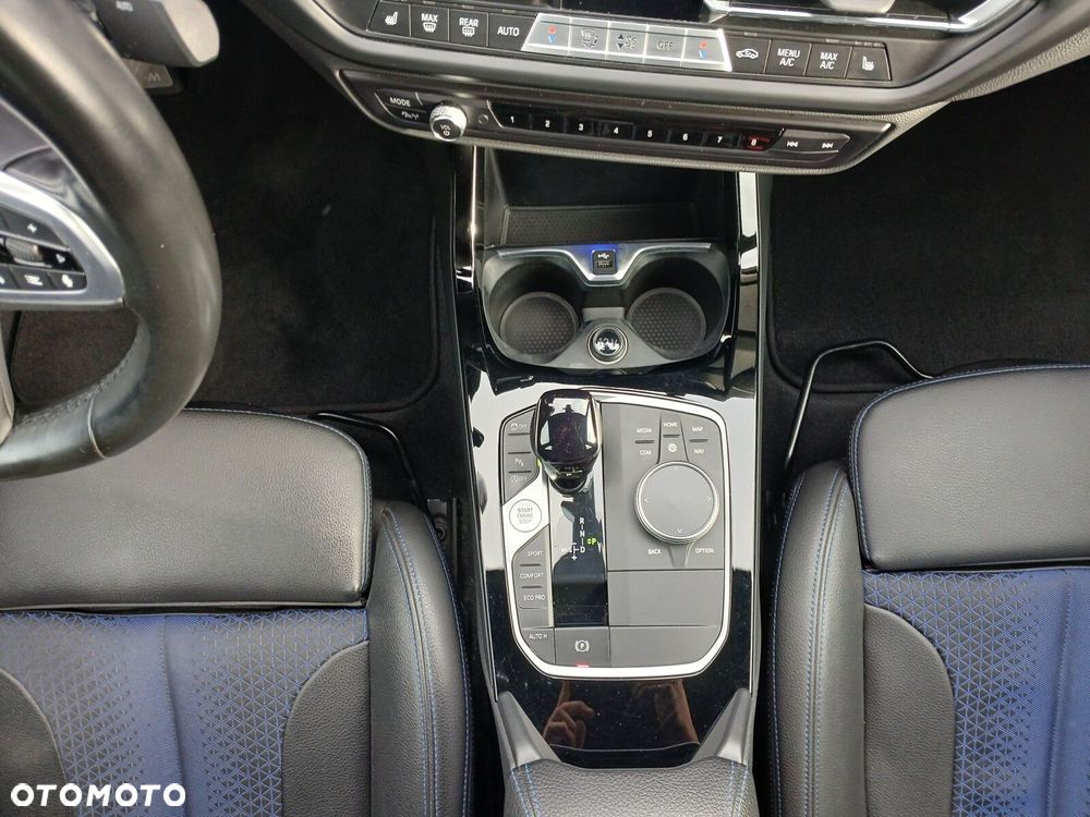 BMW Seria 2 220i M Sport - 26