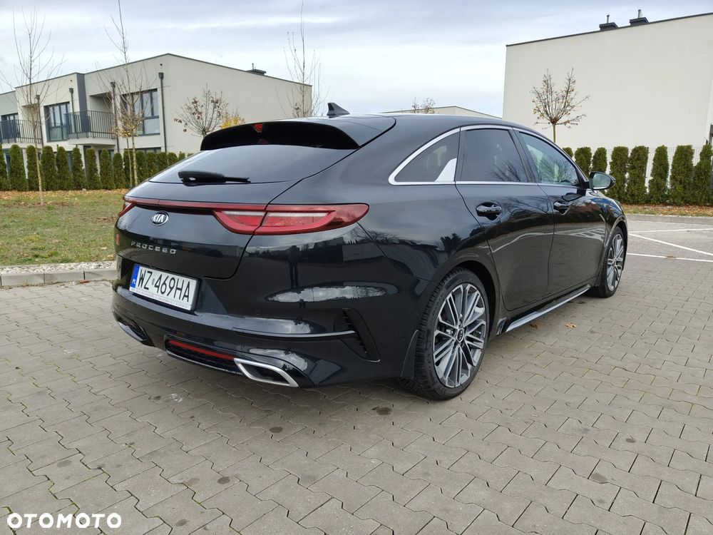 Kia ProCeed - 2