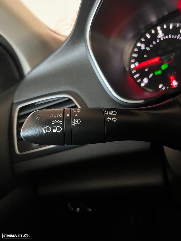 Renault Mégane 1.5 Blue dCi Limited C/PM+Pneu - 18