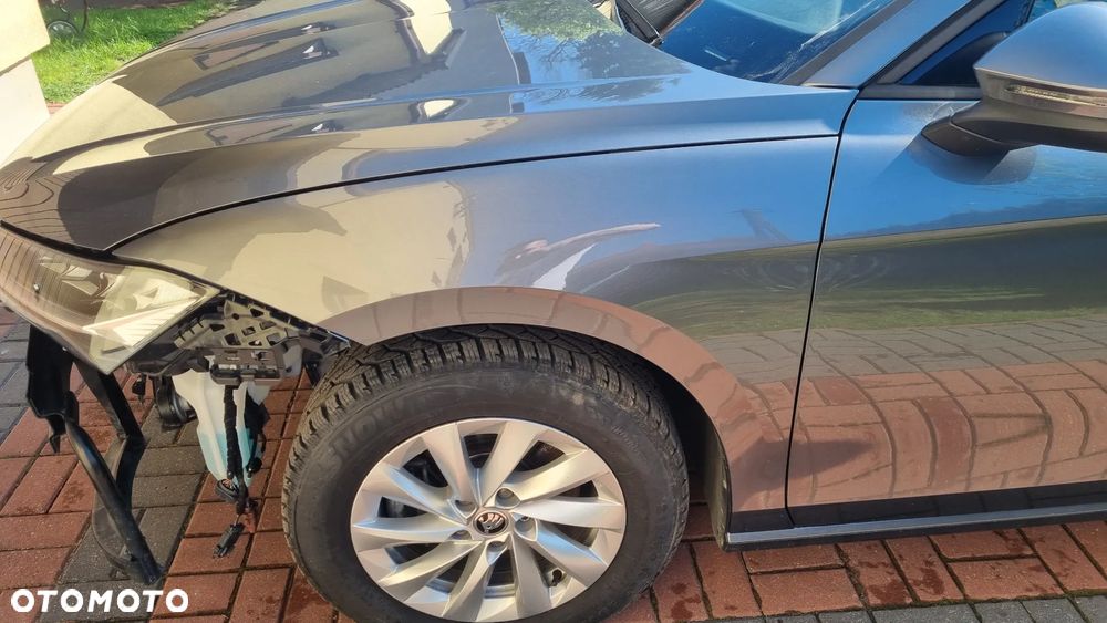 Skoda Superb 1.5 TSI mHEV Essence DSG - 23