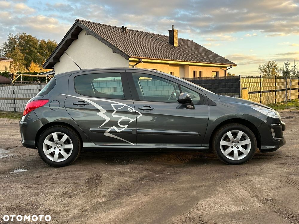 Peugeot 308 1.6 Premium - 5