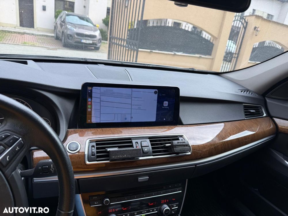 BMW Seria 5 535i xDrive Aut. - 27