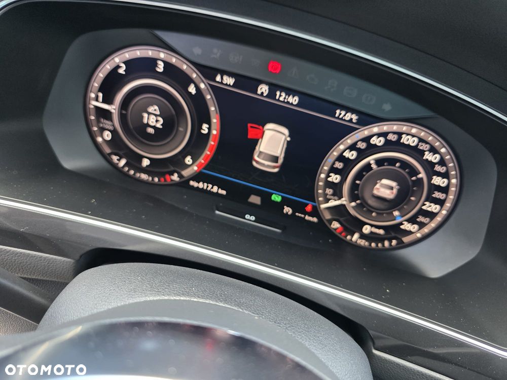 Volkswagen Tiguan 2.0 TDI SCR DSG R-Line - 26