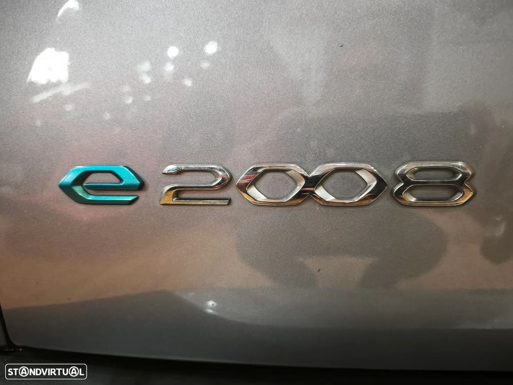 Peugeot e-2008 Active Pack - 49