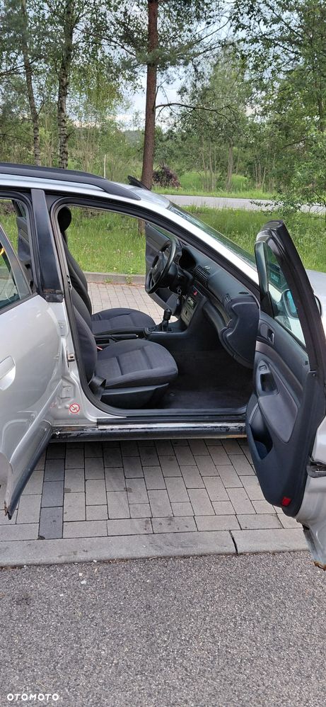 Audi A4 Avant 1.9 TDI - 10