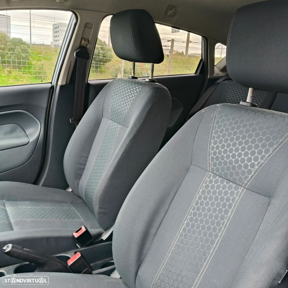 Ford Fiesta 1.4 TDCi Titanium - 9