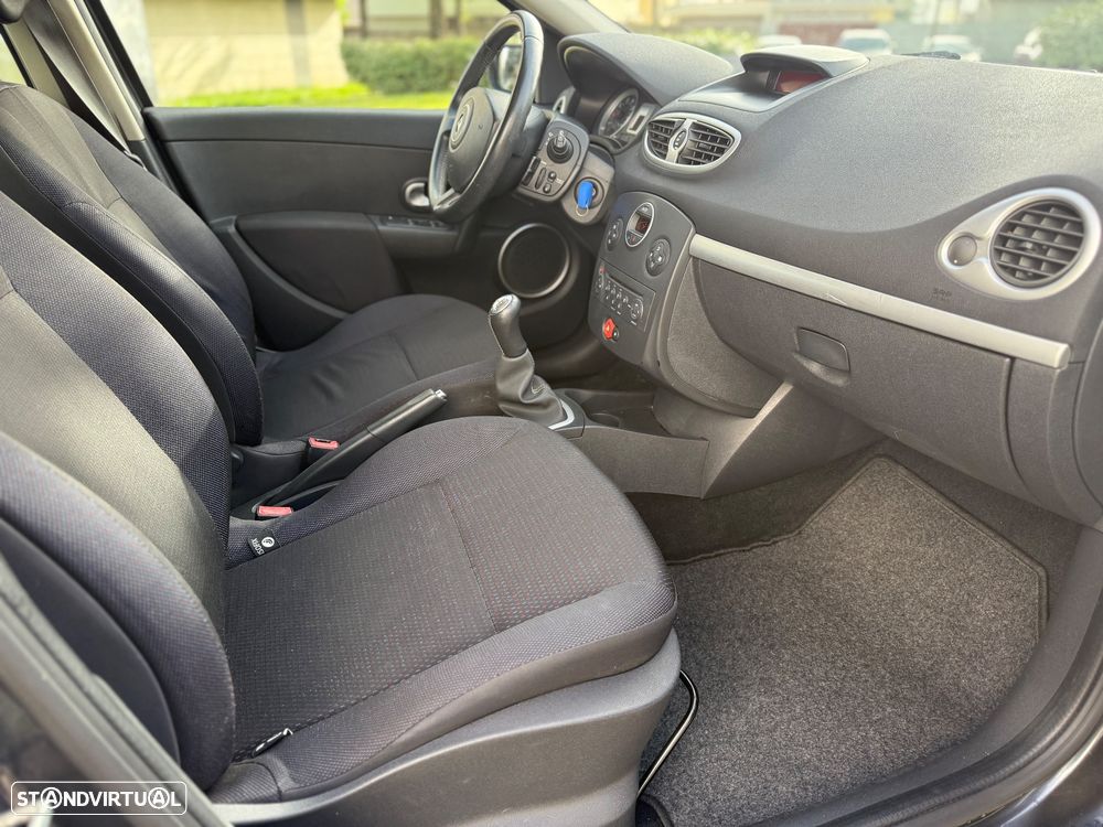 Renault Clio 1.2 16V Dynamique - 5
