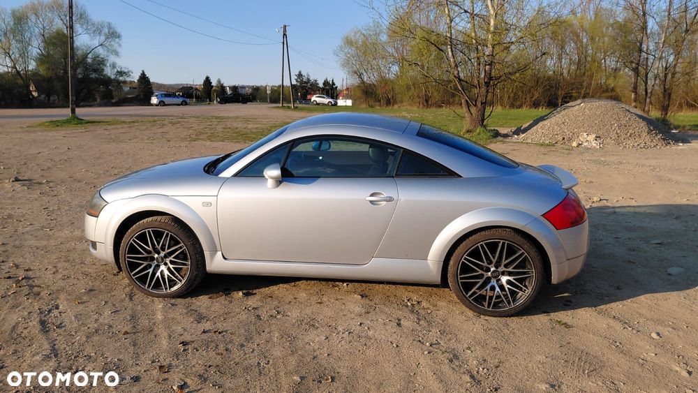 Audi TT Coupé 1.8T - 4