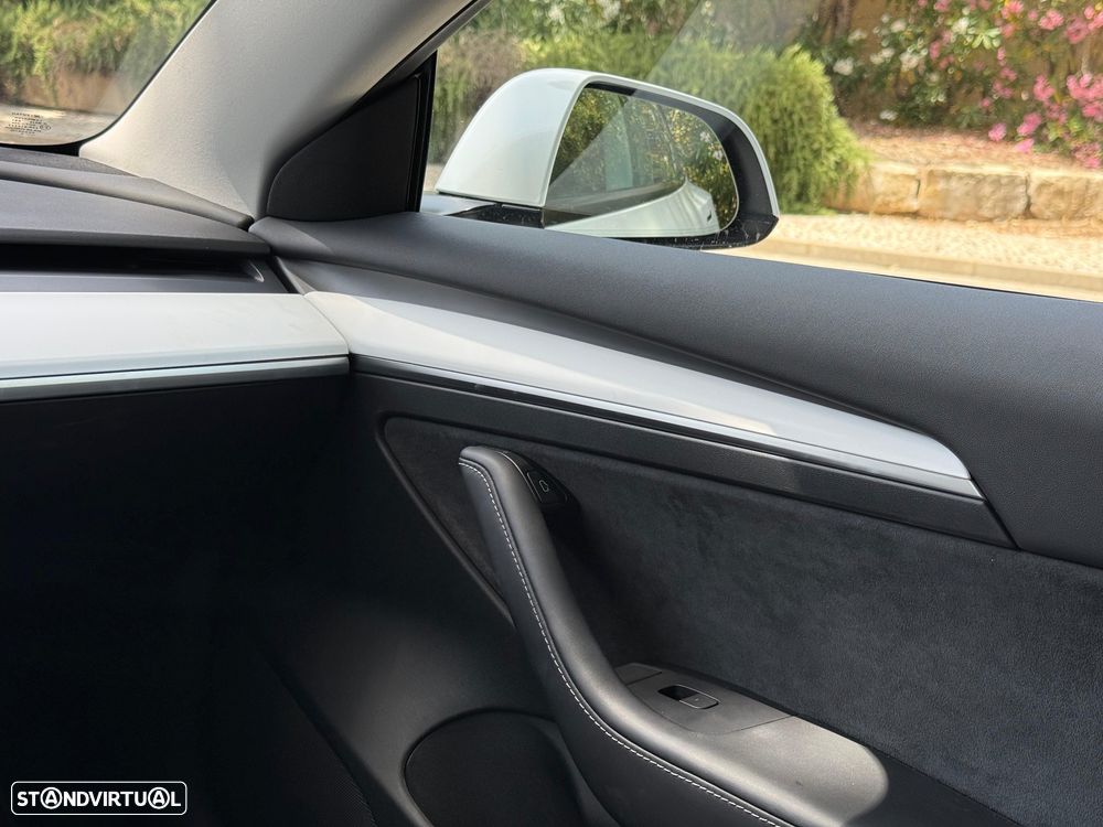 Tesla Model 3 Long Range Tração Integral - 15
