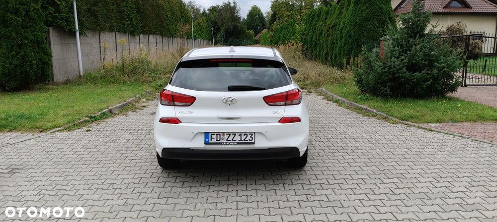 Hyundai i30 1.0 T-GDI GO Plus - 6