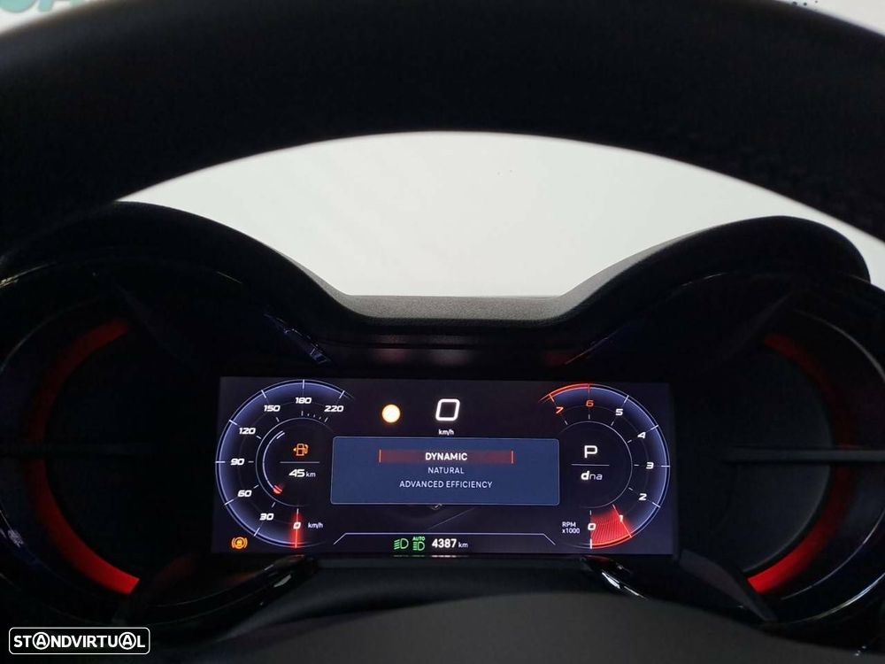 Alfa Romeo Junior 1.2 Speciale eDCT6 - 21