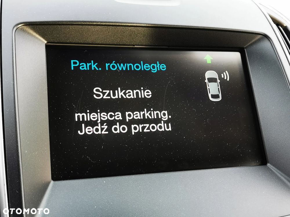 Ford S-Max 2.0 TDCi Titanium PowerShift - 24