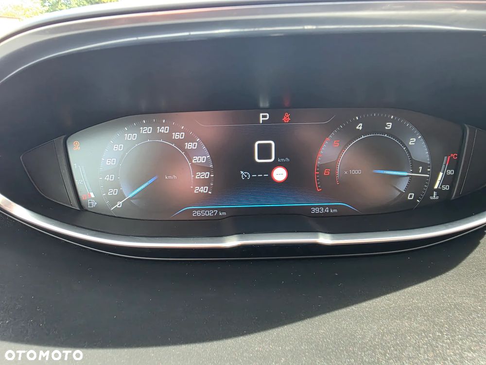 Peugeot 3008 1.6 BlueHDi Allure S&S EAT6 - 17