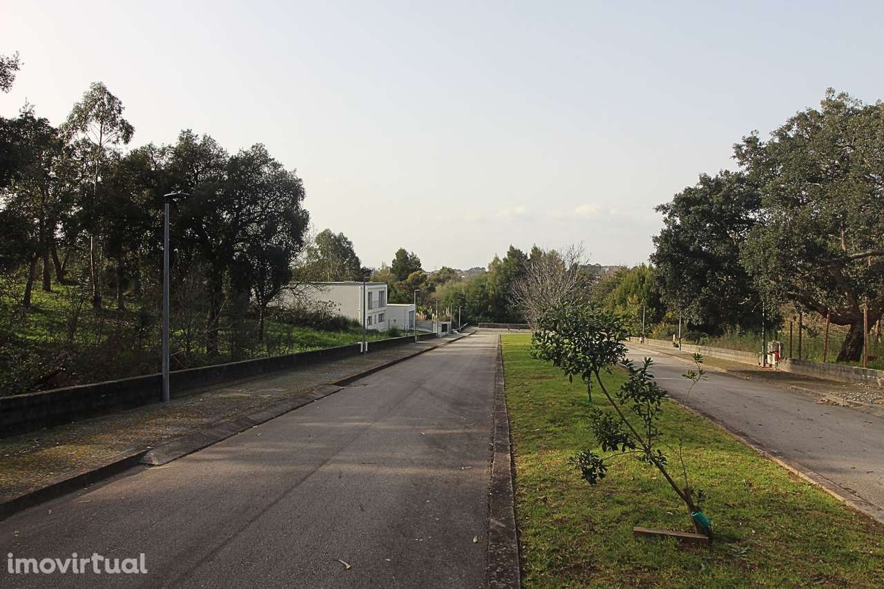 Lote com 825m2 para construção - Grande imagem: 2/8