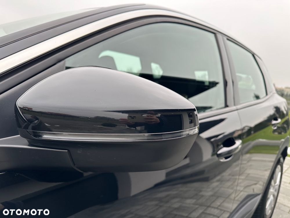 Peugeot 3008 1.5 BlueHDi Active Pack S&S EAT8 - 22