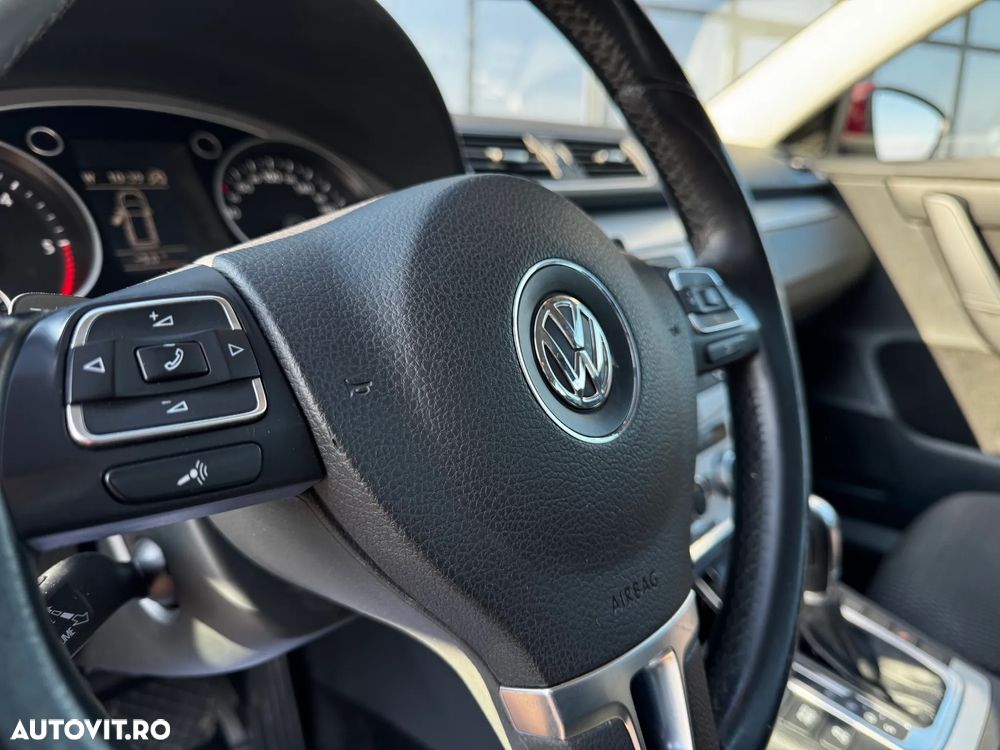 Volkswagen Passat 2.0 Blue TDI DSG SCR Comfortline - 16