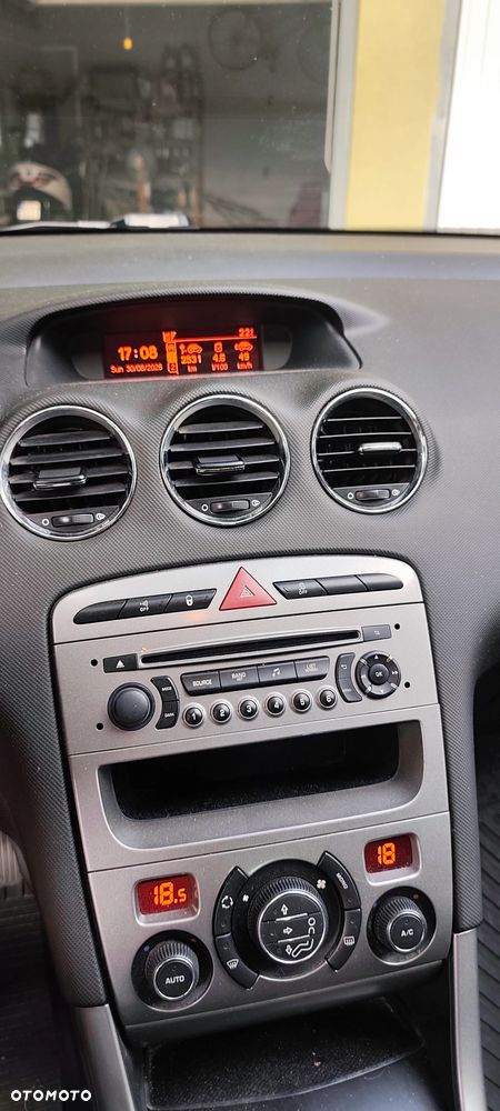 Peugeot 308 1.6 e-HDi Access S&S - 4