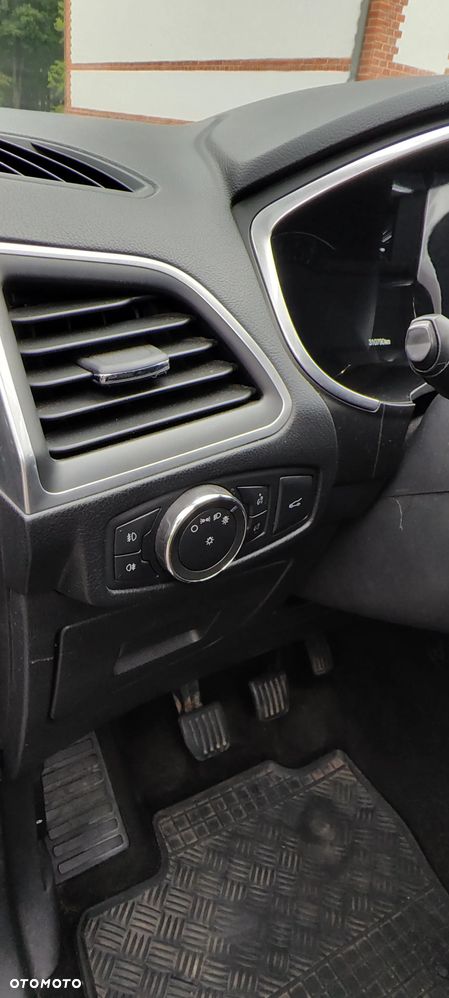 Ford S-Max 1.5 EcoBoost Titanium - 3