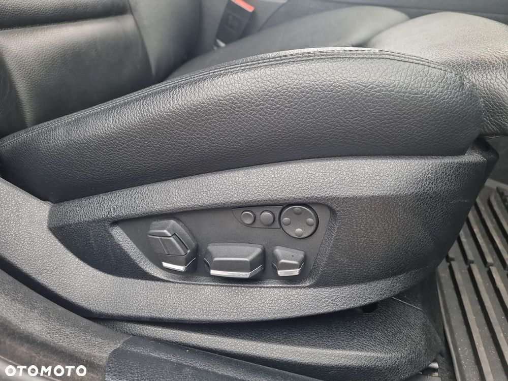 BMW Seria 5 - 26